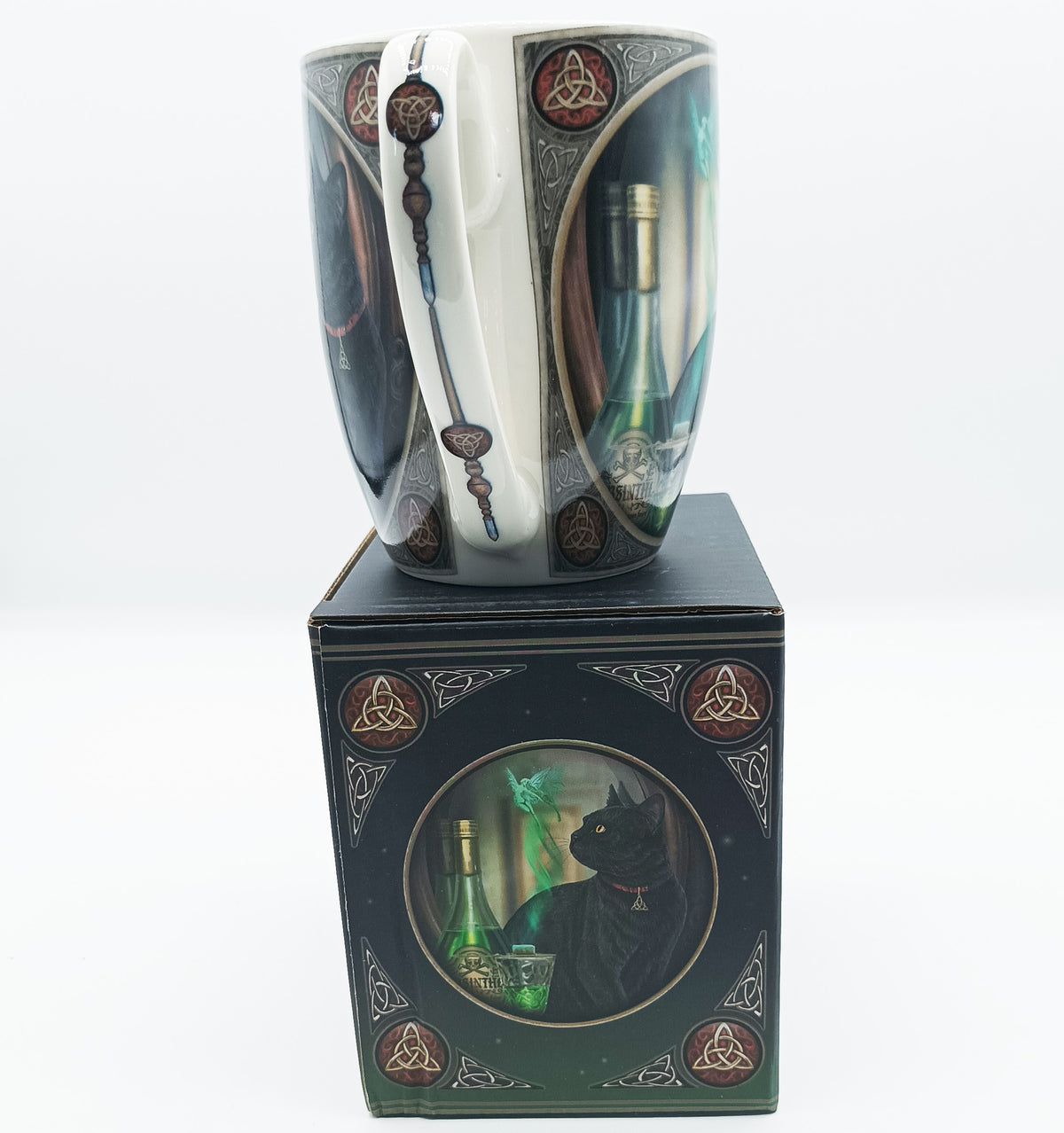 Mug chat et absinthe